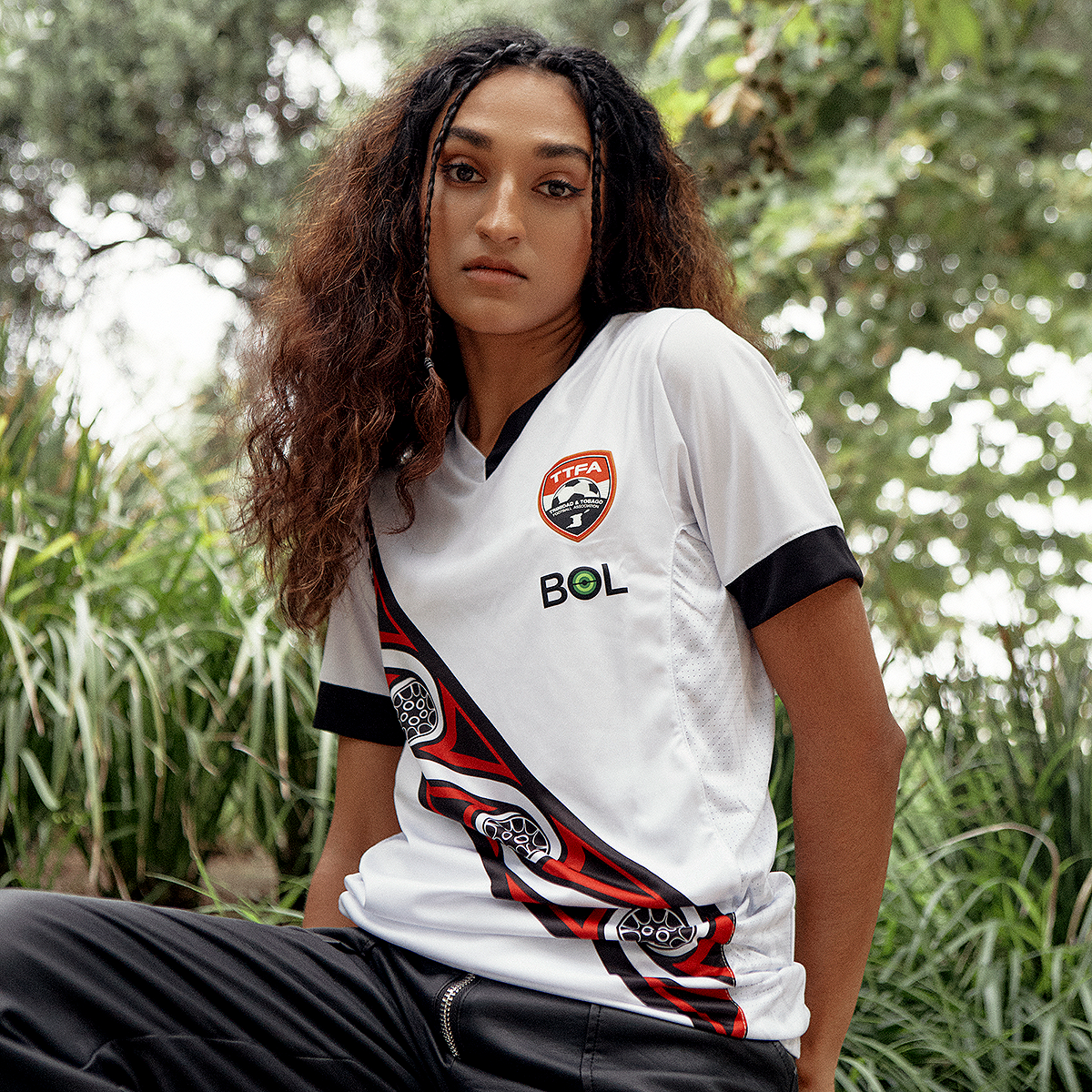 Women's football jersey shirts sales